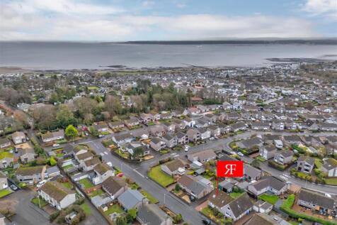 5 Malcolm Crescent Monifieth-3.JPG