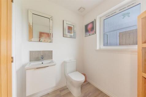 12 Mona Crescent BF-20.JPG