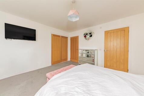 12 Mona Crescent BF-24.JPG