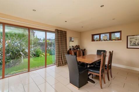 7 Rosebank Lane Forfar-6.jpg
