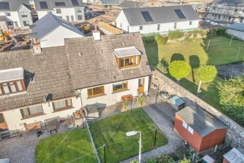 4 Kinloch Place Meigle-18.JPG