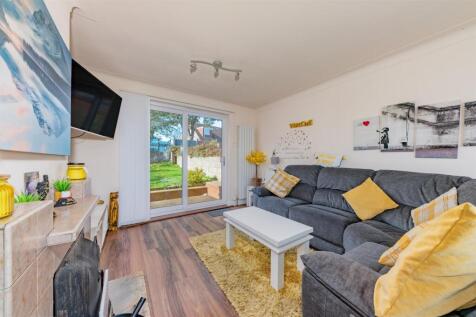 102 Brechin Road Arbroath-2.JPG