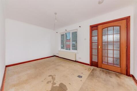 39 Hazelton Way BF-7.JPG