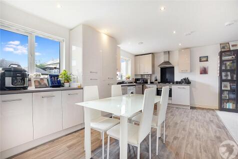 Dining/Kitchen