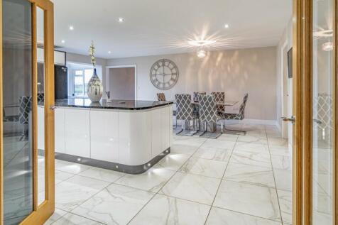 Kitchen Diner From Entrance Hall