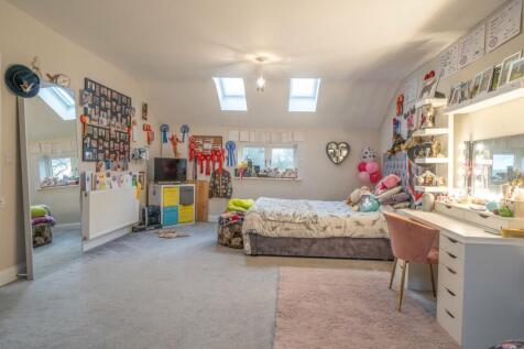 Bedroom 5