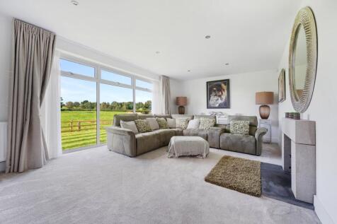 Main Lounge
