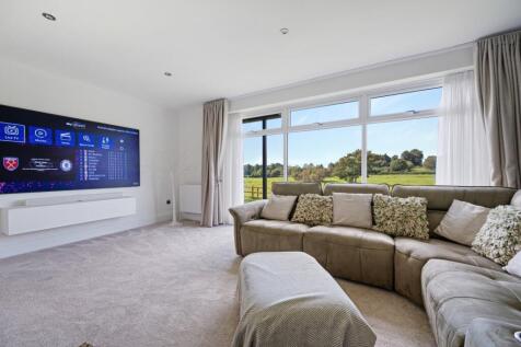 Main Lounge