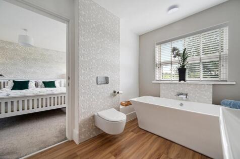 Bedroom Five En-Suite