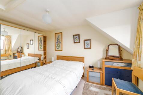 West Cottage Marlfield-17.jpg
