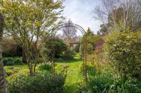 West Cottage Marlfield-34.jpg