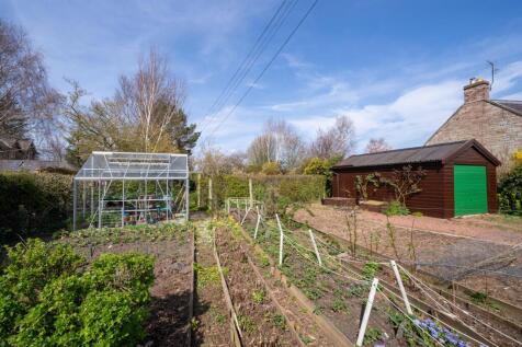 West Cottage Marlfield-44.jpg