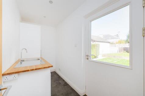 12_berrywell_drive-08.jpg