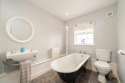 1_Swinton_Bridge_End_Farm_Cottage-23.jpg