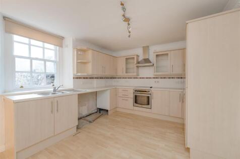 32a High Street-04.jpg
