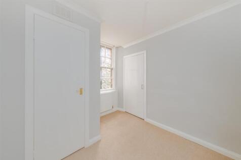 32a High Street-09.jpg