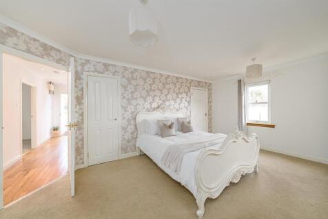 Denholm Hall Cottage-09.jpg