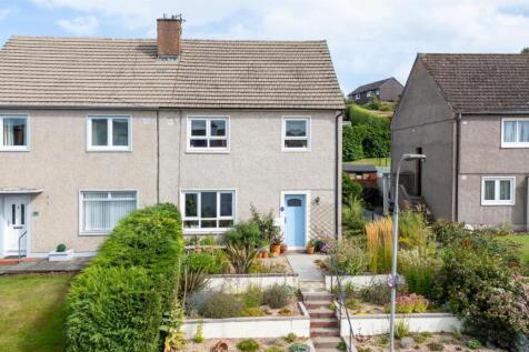 63 Howden_Road-01.jpg