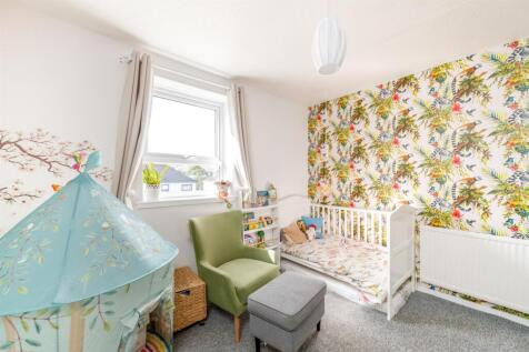 63 Howden_Road-12.jpg