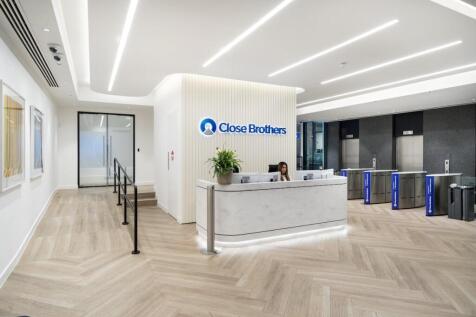 10CrownPlace5.jpg