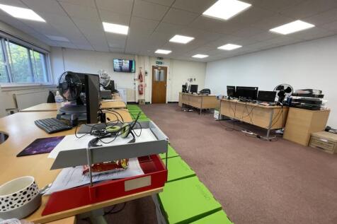 IMG_4558  Office.JPG