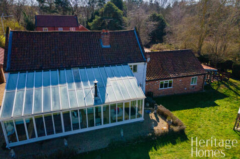 DanPropertyArielPhotography-ParkFarmBarn-TP00783-6