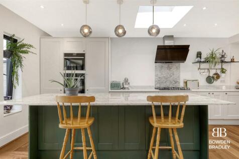Kitchen / Reception Room