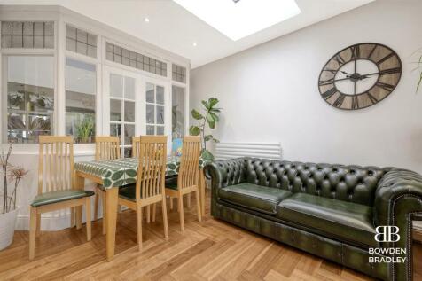 Kitchen / Reception Room