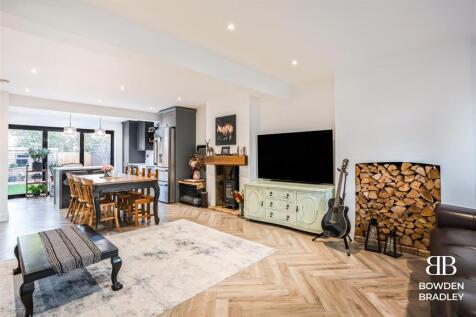 Kitchen/Diner/Living Room