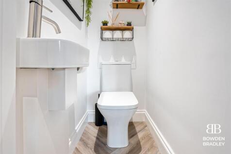 Toliet