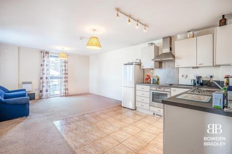 Kitchen/Living Room
