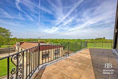 Master Bedroom Balcony