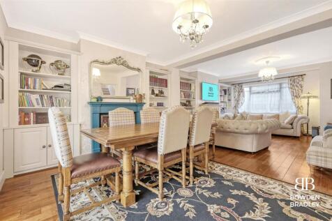 Living/Dining Room