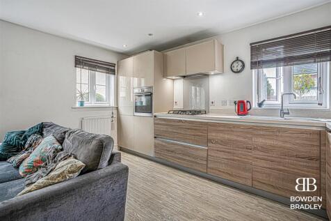 Living Room/Kitchen