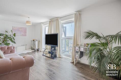 Living Room/Kitchen