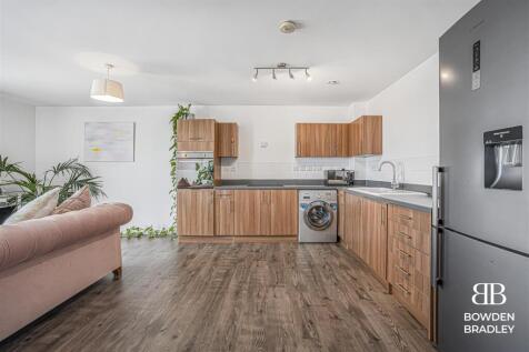 Living Room/Kitchen