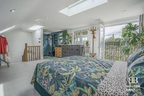 Bedroom/En-suite