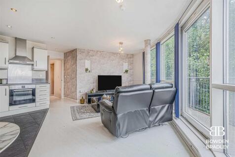 Living Room/Kitchen