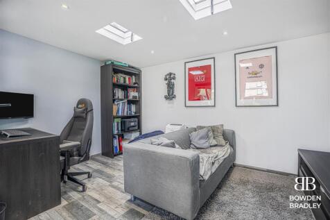 Outbuilding/Office