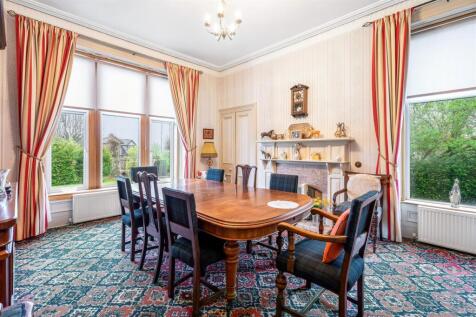 11MainStCalderbank-15.jpg