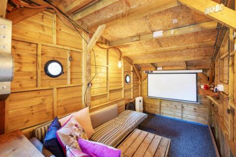 Manshed 1.jpg