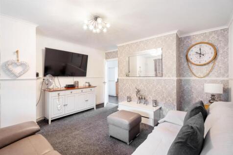 275Woodhall-08.jpg