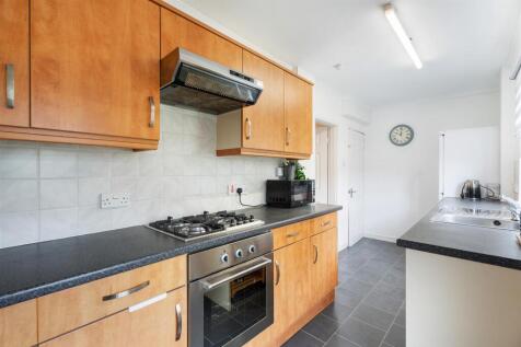 275Woodhall-11.jpg