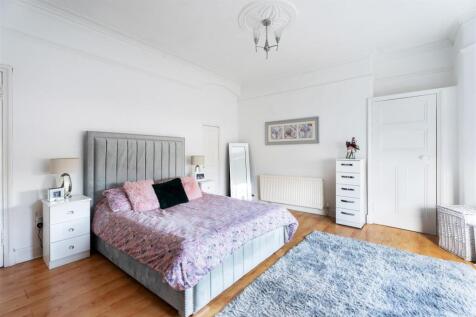 53DEglington-03.jpg