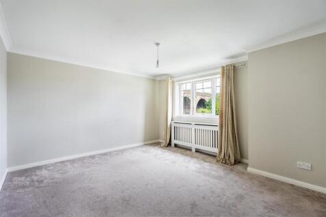 24LomondCrt-05.jpg