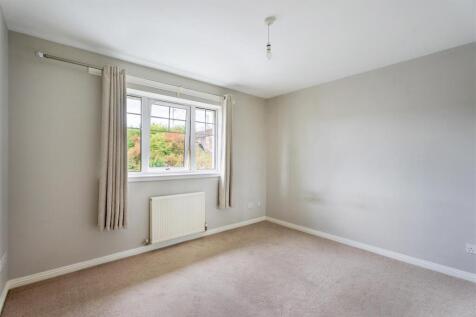 24LomondCrt-01.jpg