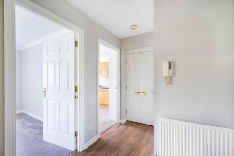 24LomondCrt-08.jpg
