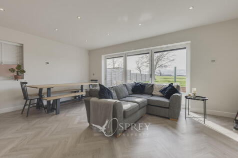 Open Plan Living/...