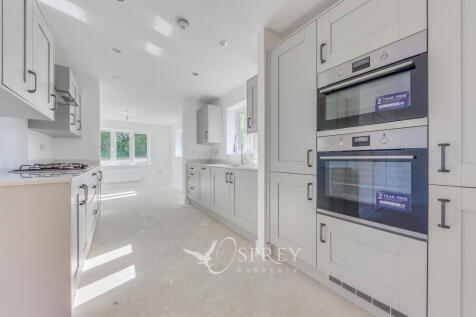 Kitchen/Breakfast...