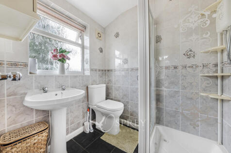 Downstairs Shower...
